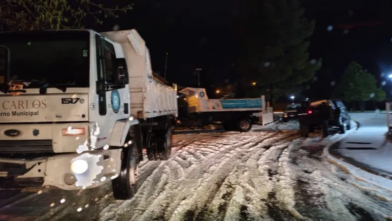 Granizo en San Carlos: más de 70 familias fueron asistidas tras la fuerte tormenta